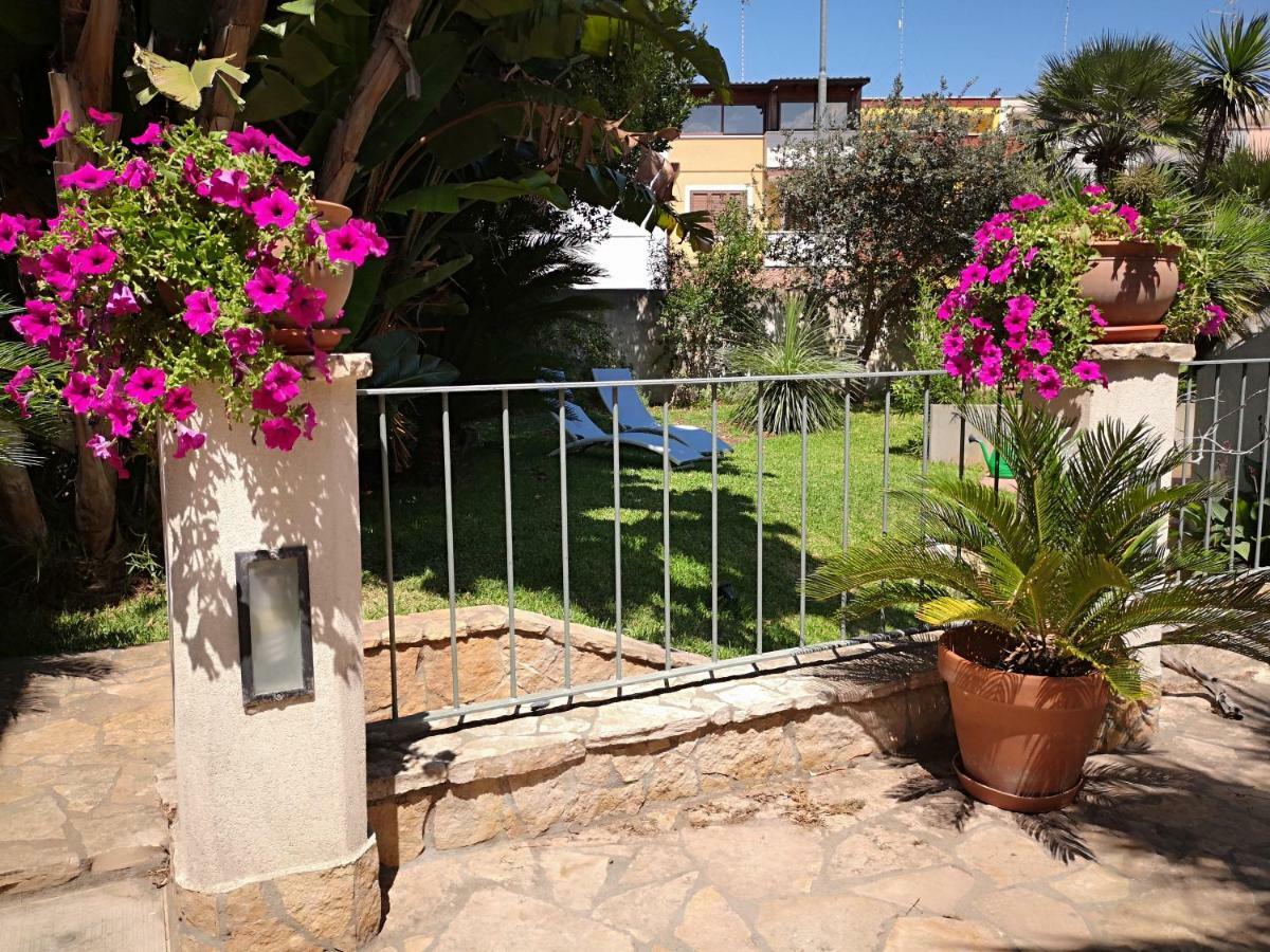 A Casa Di Marley Apartamento Lecce Exterior foto